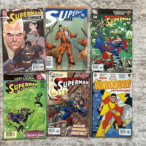 Superman Comic Book Collection and one no no no no thunderworld - Picture 1 of 7
